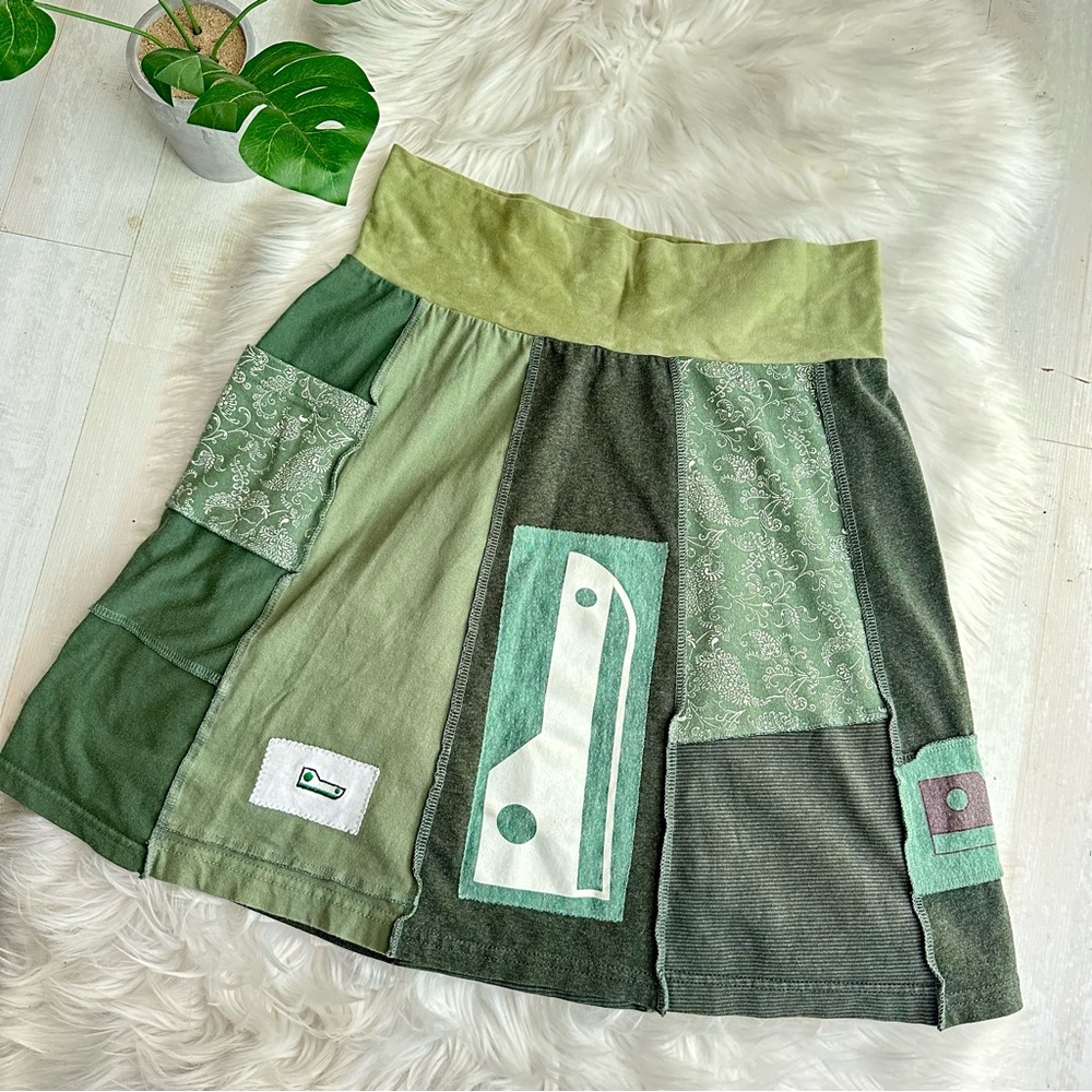 Green Patchwork Pull On Skirt With Pocket, Medium